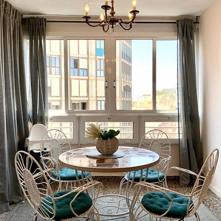 Centrally-Located, Spacious Flat At Historic Centre & Short Walk To Beach 알리칸테 외부 사진