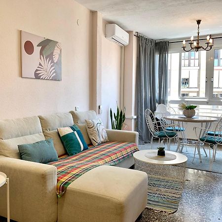 Centrally-Located, Spacious Flat At Historic Centre & Short Walk To Beach 알리칸테 외부 사진