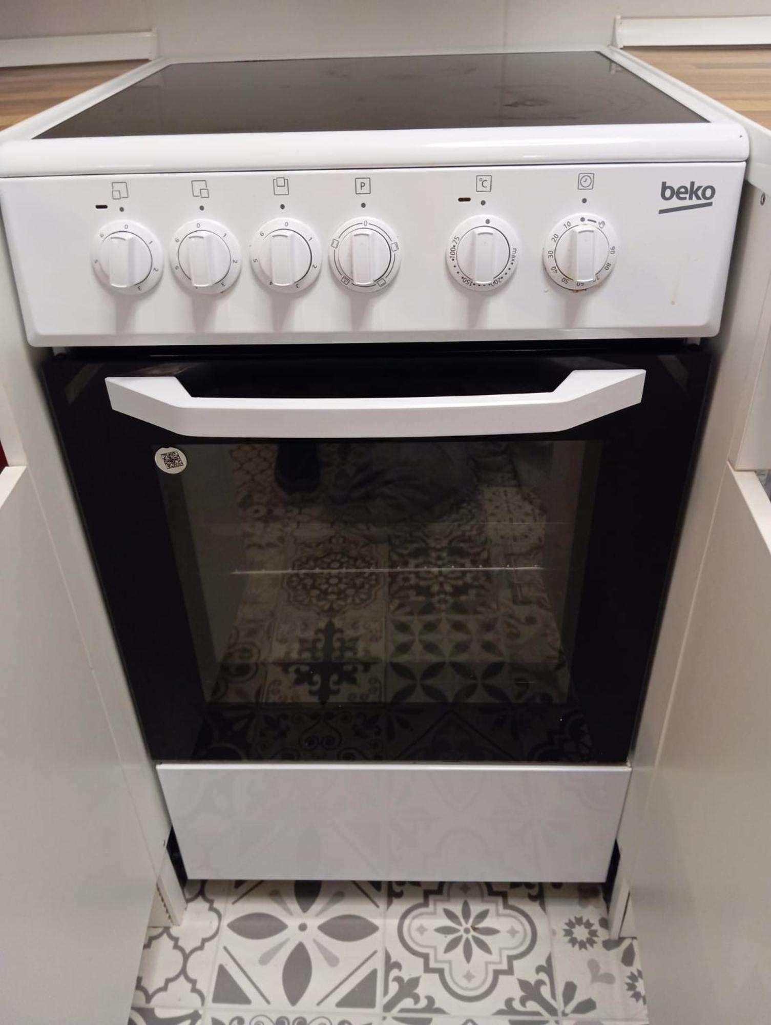 Centrally-Located, Spacious Flat At Historic Centre & Short Walk To Beach 알리칸테 외부 사진